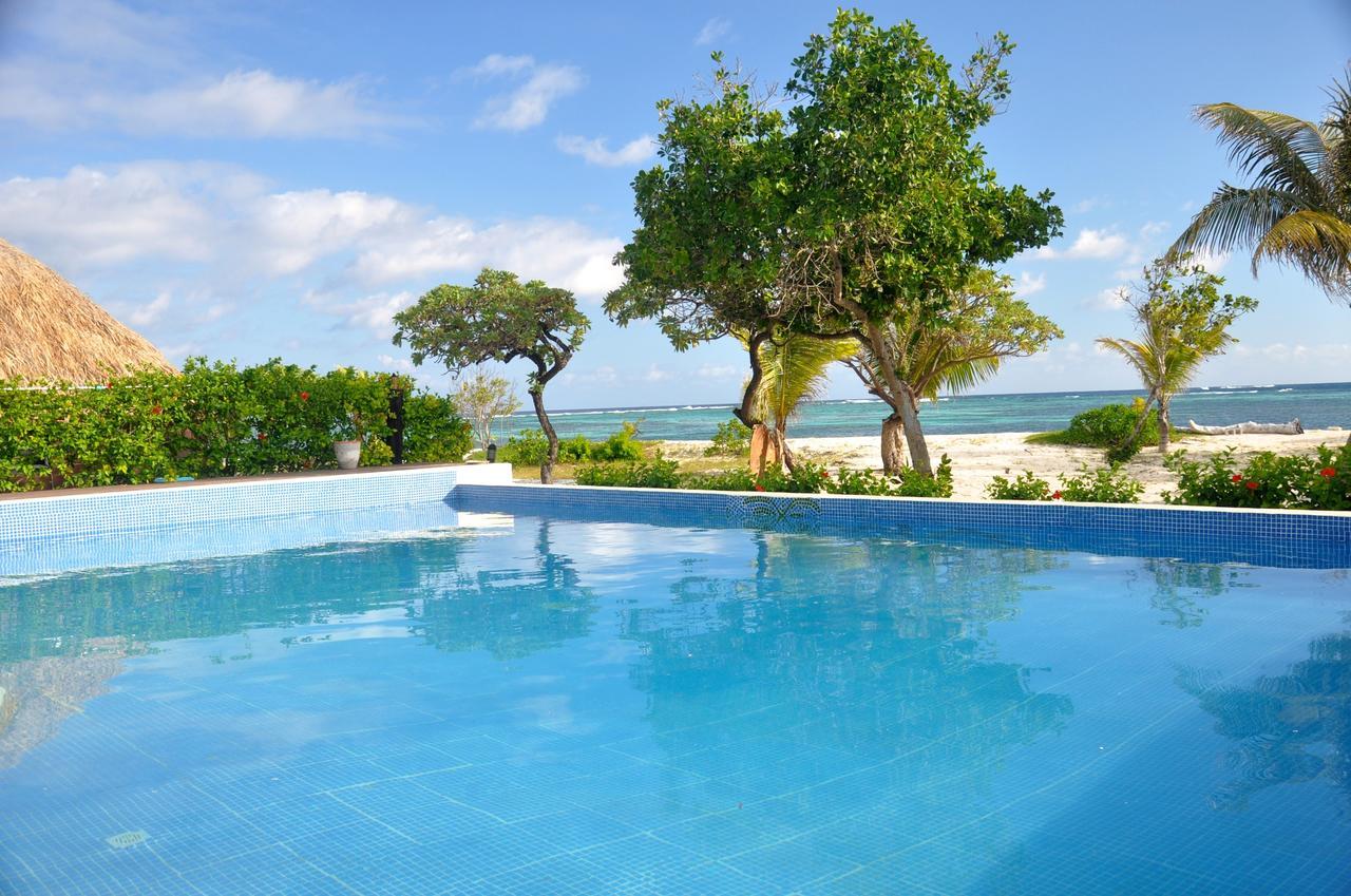 Viwa Island Resort Екстериор снимка