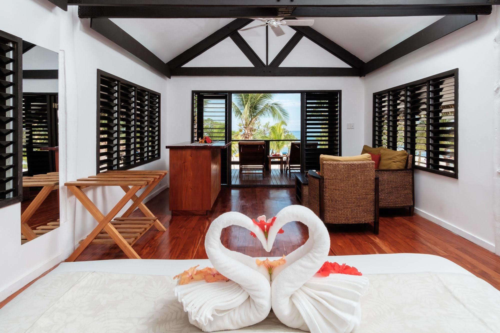 Viwa Island Resort Екстериор снимка