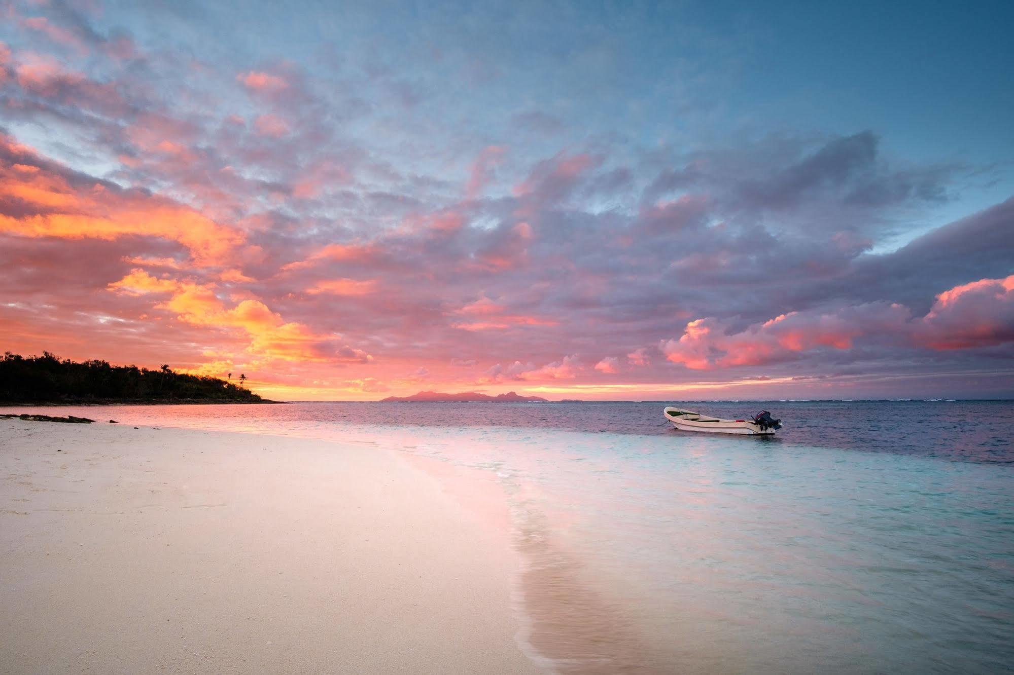Viwa Island Resort Екстериор снимка