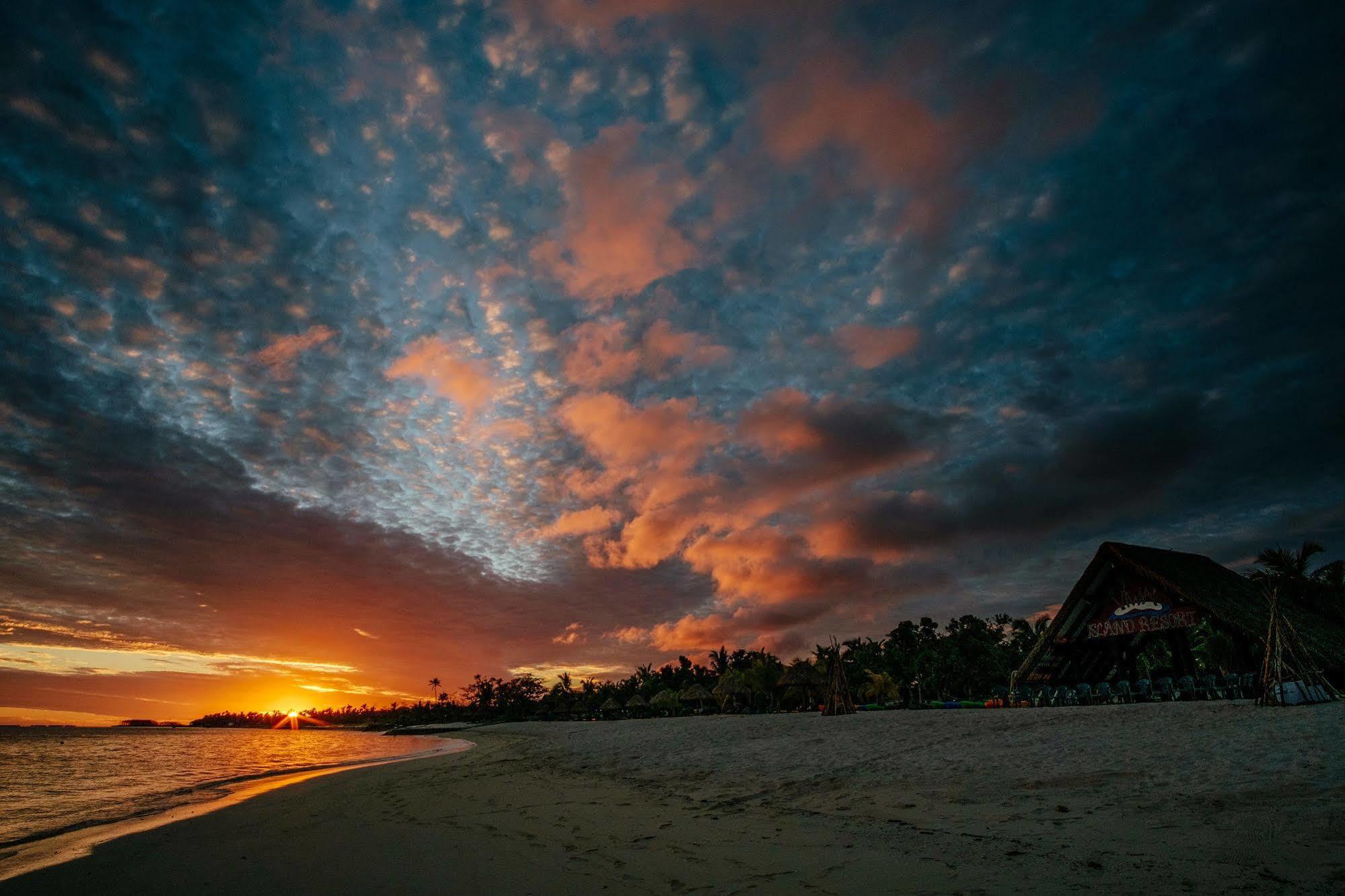Viwa Island Resort Екстериор снимка
